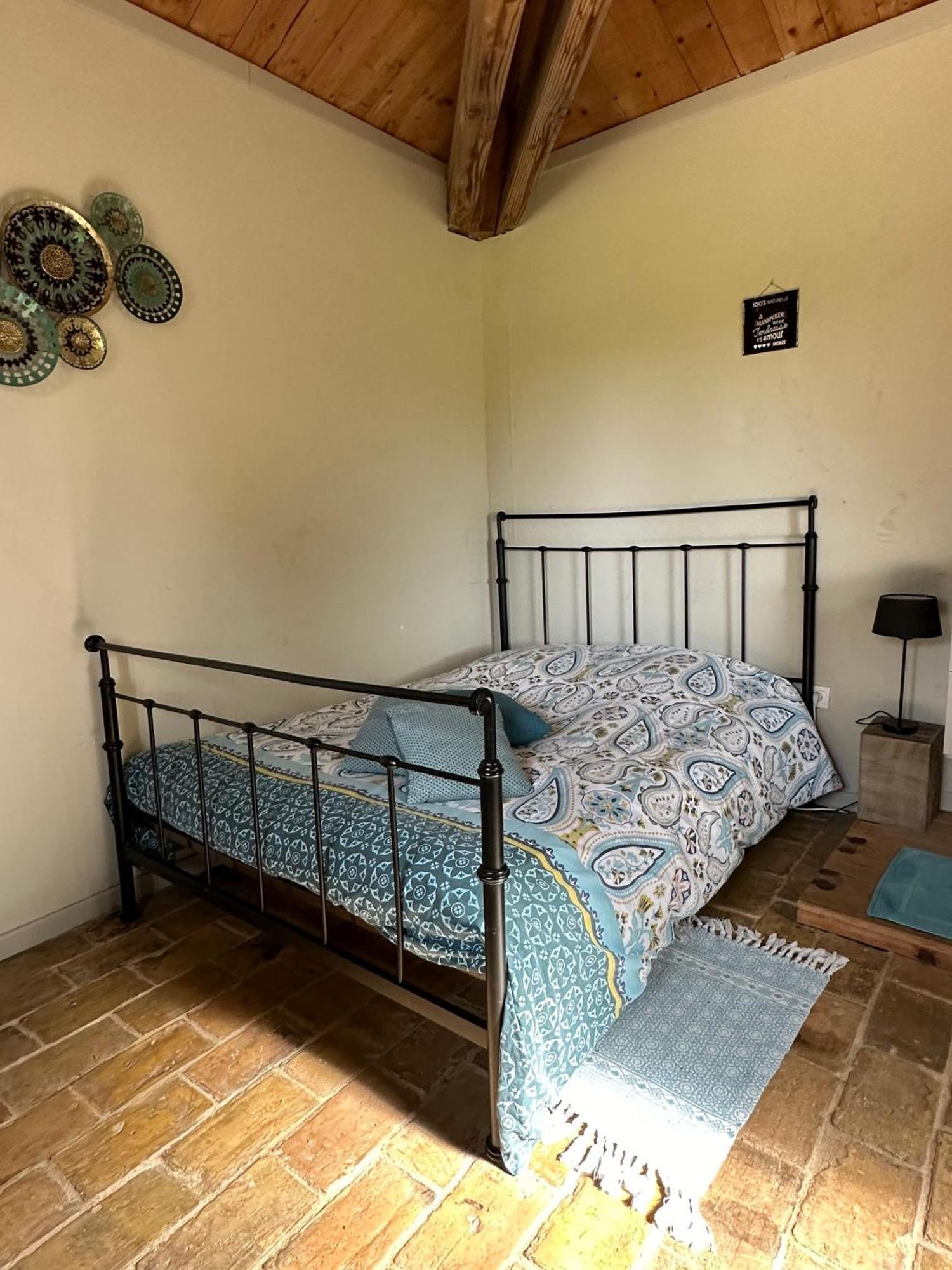 Maisonnette Independante Au Calme Dans Un Grand Jardin Châteauneuf-du-Rhône Εξωτερικό φωτογραφία